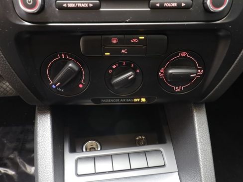 Used 2012 Volkswagen Jetta S FWD image 10