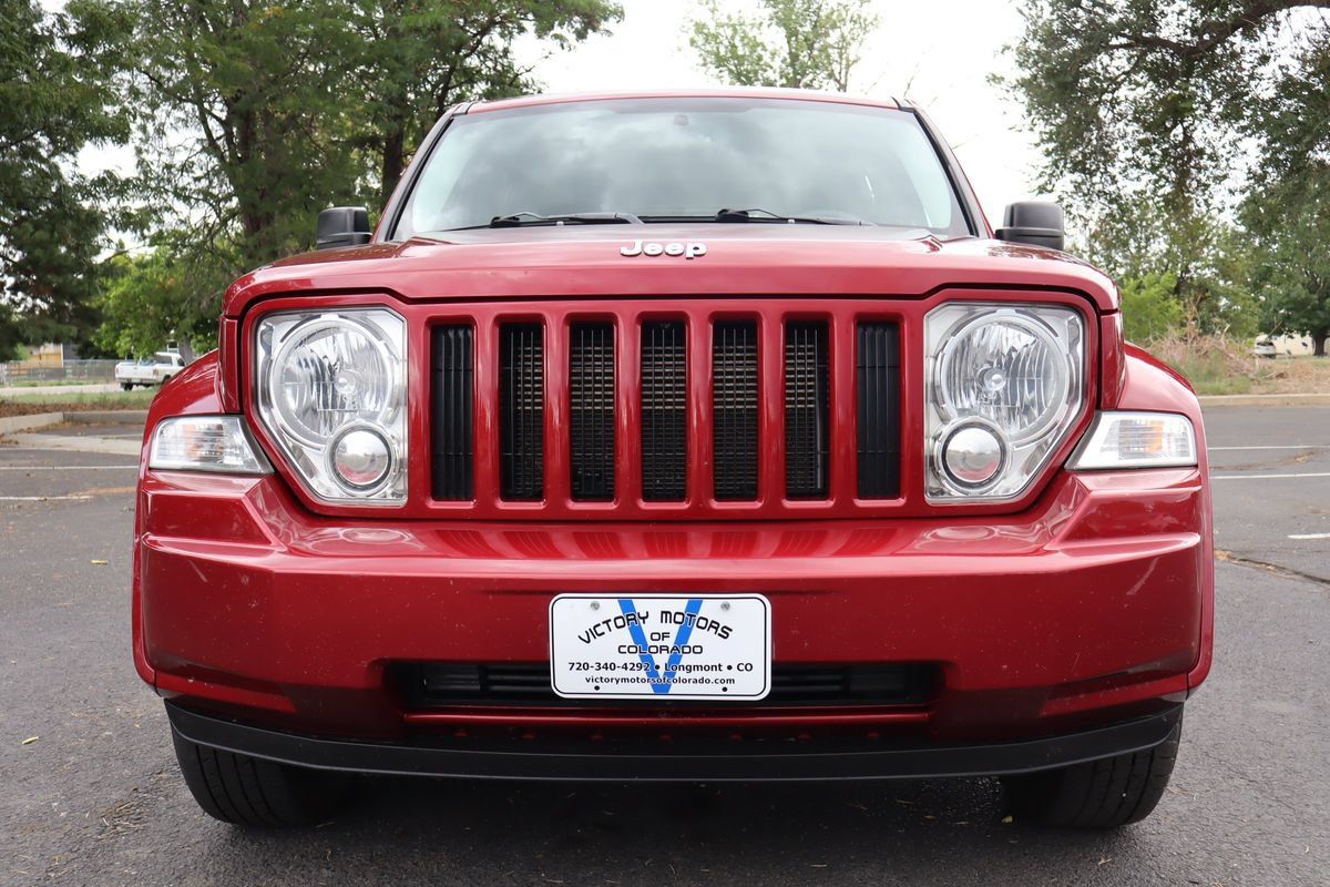 Used 2012 Jeep Liberty Sport w/ Driver Convenience Group AWD/4WD image 15