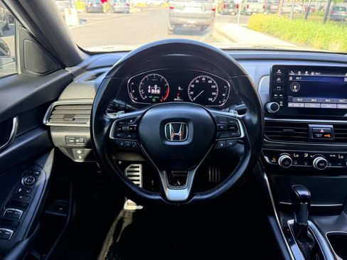 Used 2021 Honda Accord Sport image 10