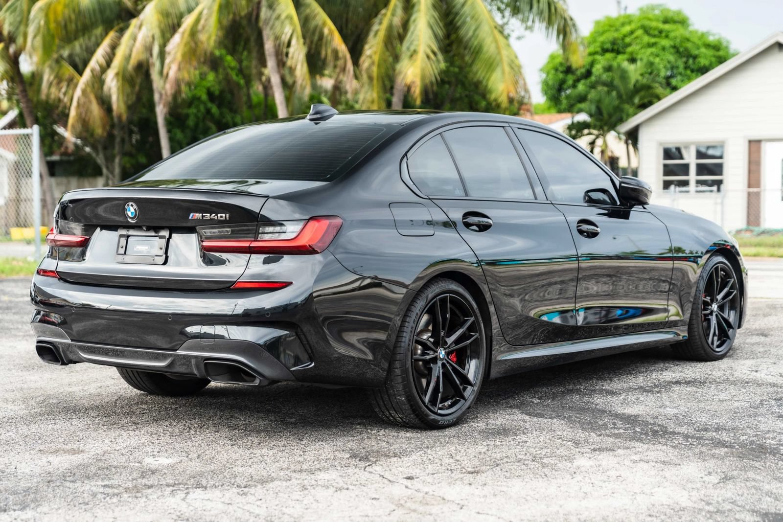 Used 2022 BMW M340i RWD image 5