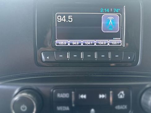 Used 2015 Chevrolet Silverado 1500 LT RWD image 17