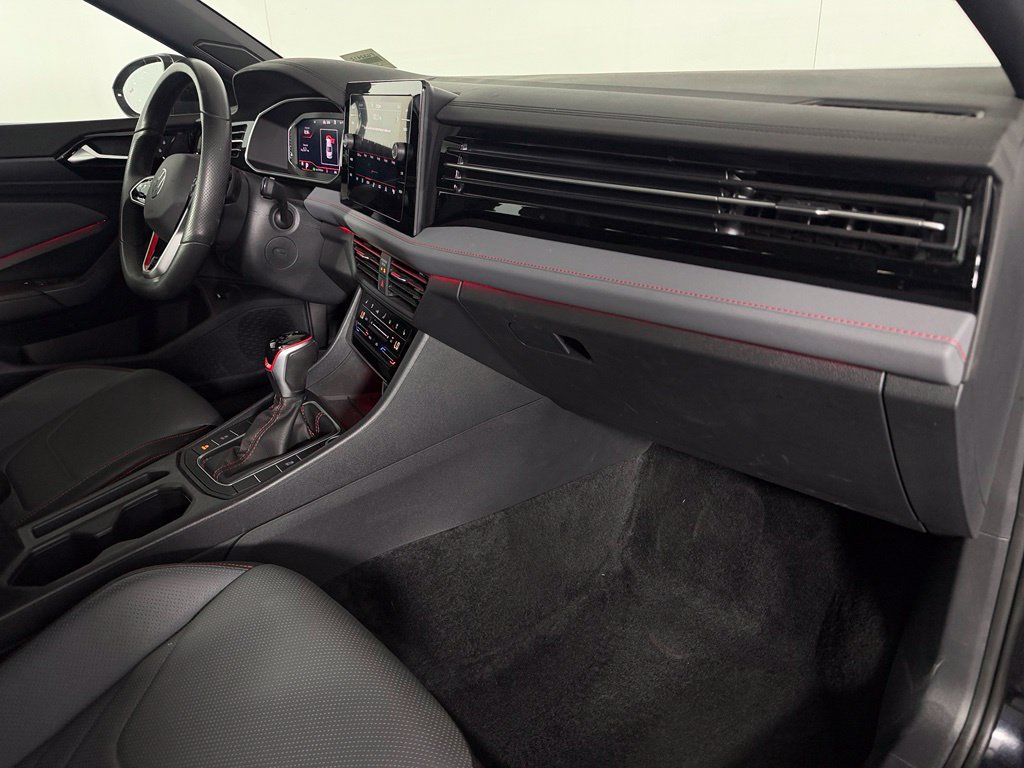 Used 2025 Volkswagen Jetta GLI Autobahn FWD image 13