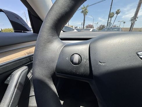 Used 2023 Tesla Model 3 Standard Range RWD image 23