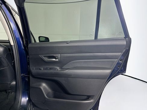 Used 2025 Toyota Grand Highlander FWD image 31