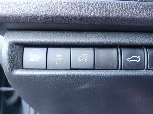 Certified 2025 Toyota Camry SE image 12