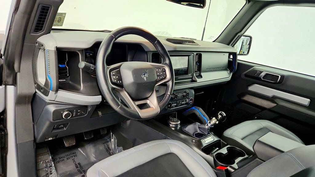 Used 2022 Ford Bronco Black Diamond AWD/4WD image 12