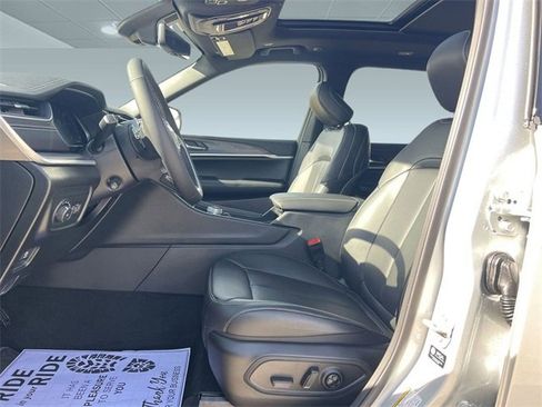 New 2025 Jeep Grand Cherokee L Limited w/ Luxury Tech Group II image 4