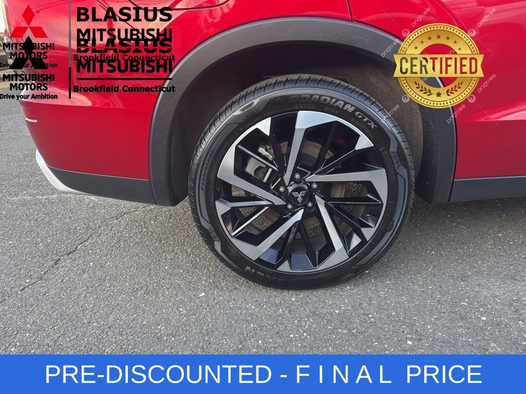 Used 2023 Mitsubishi Outlander 4WD Plug-In Hybrid image 5