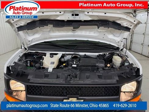 Used 2016 Chevrolet Express 3500 Extended image 54