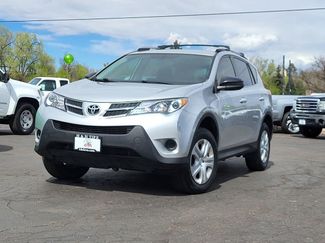 Used 2015 Toyota RAV4 LE video 1
