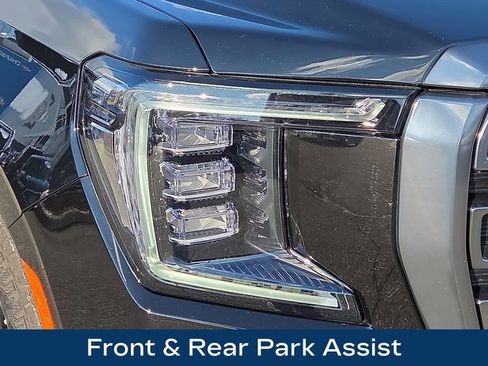 Used 2023 GMC Yukon AT4 image 12