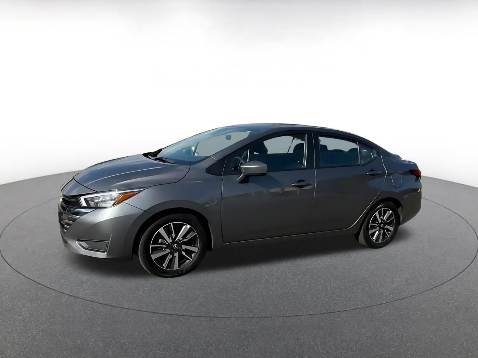 Used 2025 Nissan Versa SV FWD image 7