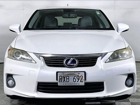 Used 2013 Lexus CT 200h FWD image 2