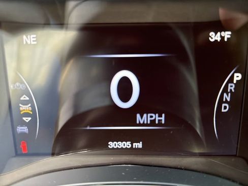 Used 2021 Jeep Grand Cherokee Limited image 12