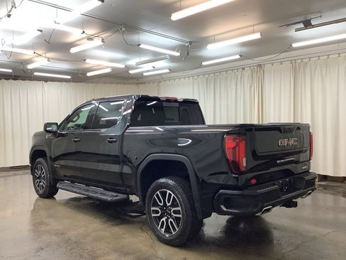New 2026 GMC Sierra 1500 AT4 AWD/4WD image 9