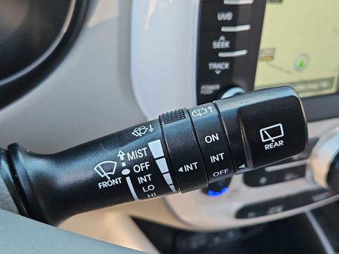 Used 2017 Kia Soul EV + image 26