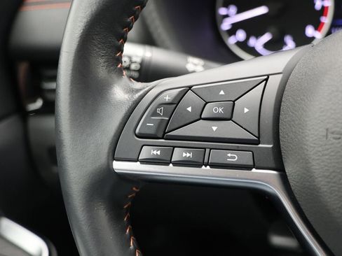 Used 2024 Nissan Sentra SR w/ Lighting Package image 18