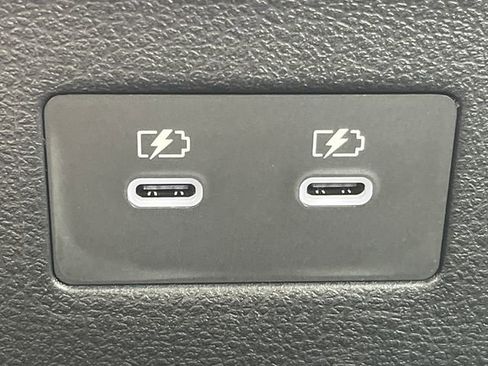 New 2026 Nissan Kicks SR w/ Cold Weather Package image 33