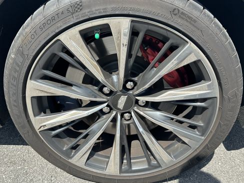 Used 2024 Cadillac CT5 V Blackwing w/ Driver Assist Package RWD image 13