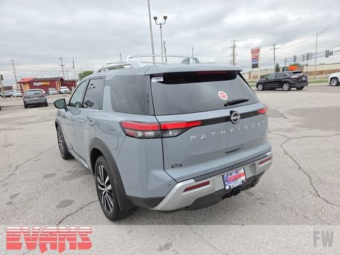 Used 2023 Nissan Pathfinder Platinum AWD/4WD image 27
