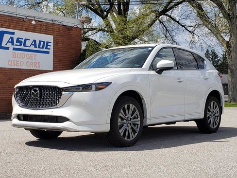 Used 2024 MAZDA CX-5 Signature AWD/4WD image 1