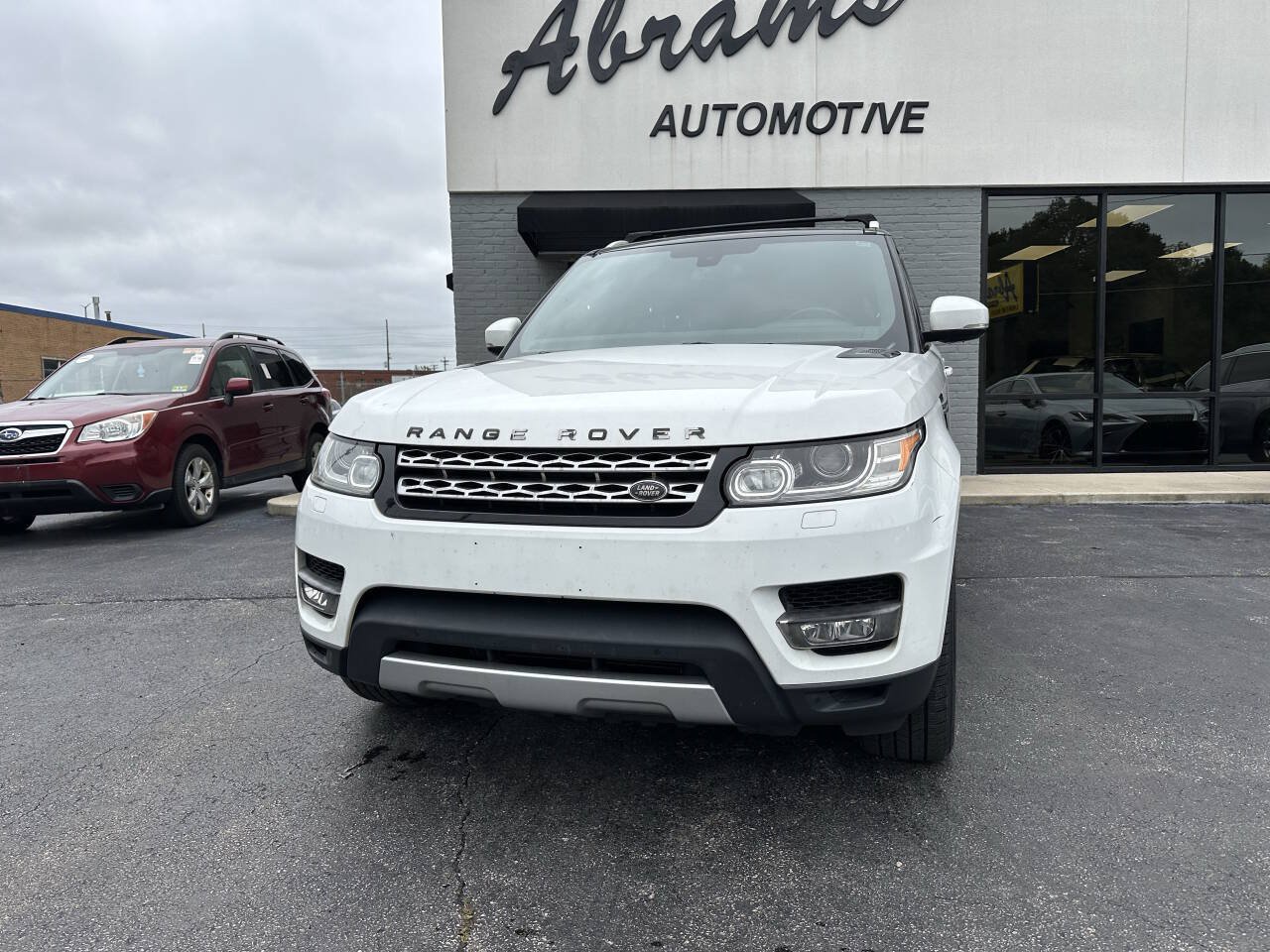 Used 2016 Land Rover Range Rover Sport HSE AWD/4WD image 3