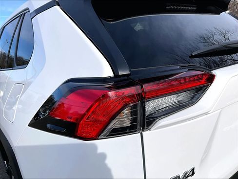 Used 2024 Toyota RAV4 LE image 34