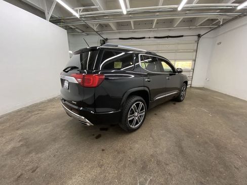 Used 2018 GMC Acadia Denali w/ Technology Package AWD/4WD image 6