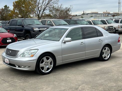 Used 2005 Lexus LS 430 RWD image 79