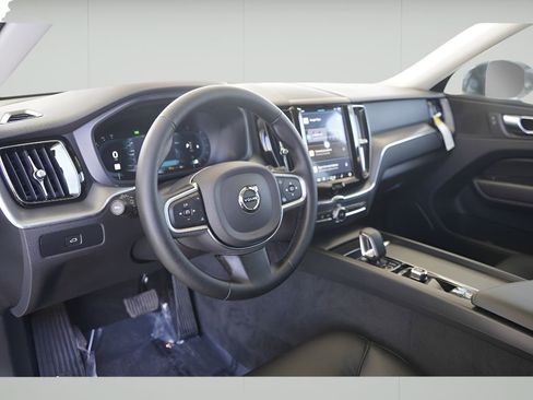 New 2025 Volvo XC60 B5 Core w/ Climate Package image 15