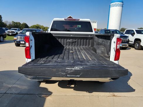 Used 2020 Chevrolet Silverado 2500 LTZ image 6
