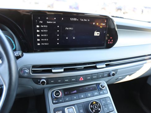 Used 2024 Hyundai Palisade SEL image 26