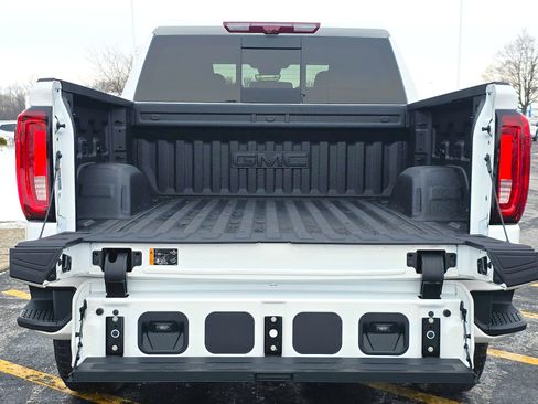 New 2026 GMC Sierra 1500 AT4 w/ AT4 Premium Package image 8