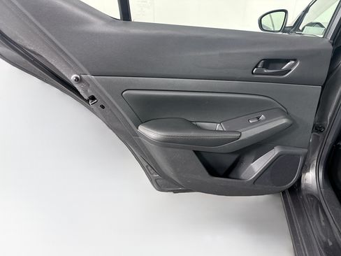 Used 2024 Nissan Altima 2.5 SV FWD image 25