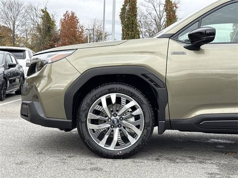New 2025 Subaru Forester Touring image 9