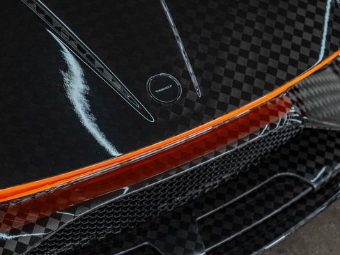Used 2018 Ford GT RWD image 6