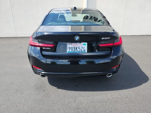 Used 2025 BMW 330i Sedan w/ Convenience Package RWD image 6