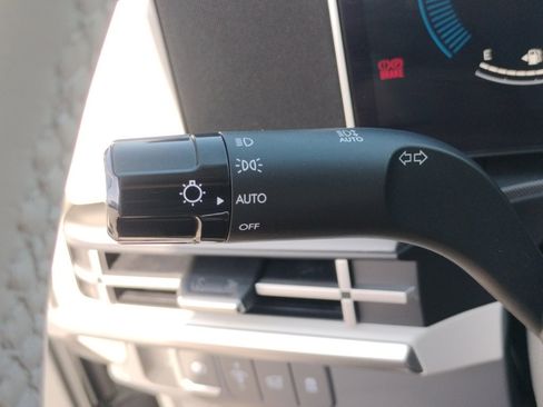 Used 2024 Hyundai Santa Fe SEL image 15