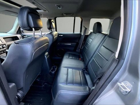 Used 2015 Jeep Patriot Limited w/ Sun/Sound Group AWD/4WD image 20