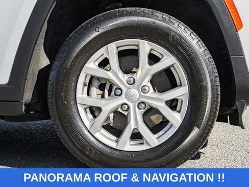 Used 2022 Jeep Grand Cherokee L Limited image 18