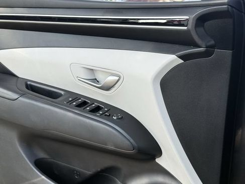 Used 2023 Hyundai Tucson SEL FWD image 23