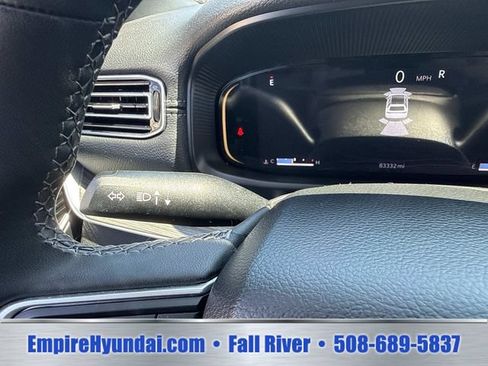 Used 2024 Jeep Wagoneer L Series II w/ Flexible Seating Group AWD/4WD image 33