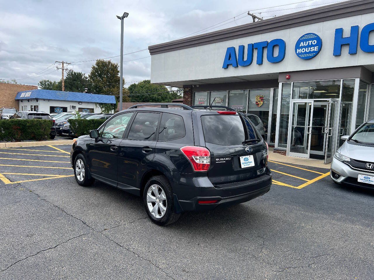 Used 2014 Subaru Forester 2.5i Premium w/ All-Weather Package AWD/4WD image 8