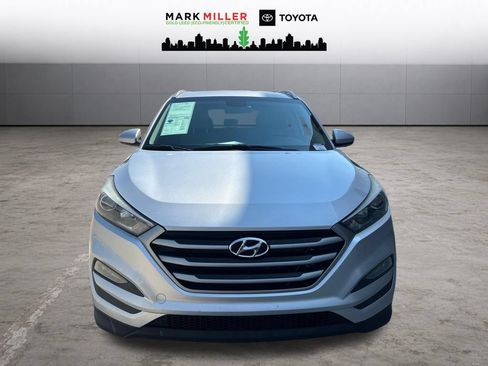 Used 2018 Hyundai Tucson SEL FWD image 9