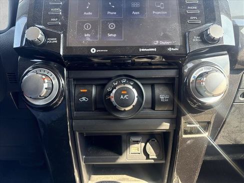 Used 2021 Toyota 4Runner TRD Off-Road AWD/4WD image 13
