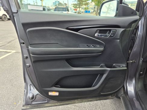 Certified 2020 Honda Ridgeline RTL-E image 14