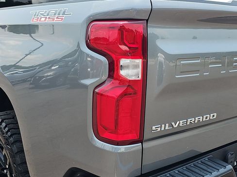 Used 2020 Chevrolet Silverado 1500 LT Trail Boss AWD/4WD image 34