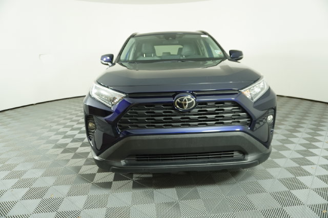Used 2021 Toyota RAV4 XLE Premium FWD image 2