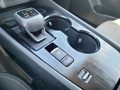 Certified 2023 Nissan Rogue SV FWD image 19