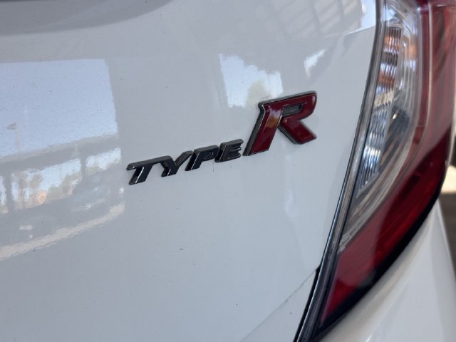 Used 2018 Honda Civic Type R image 12